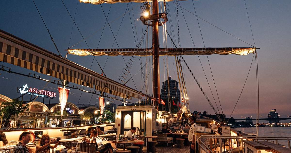 Sirimahannop at Asiatique