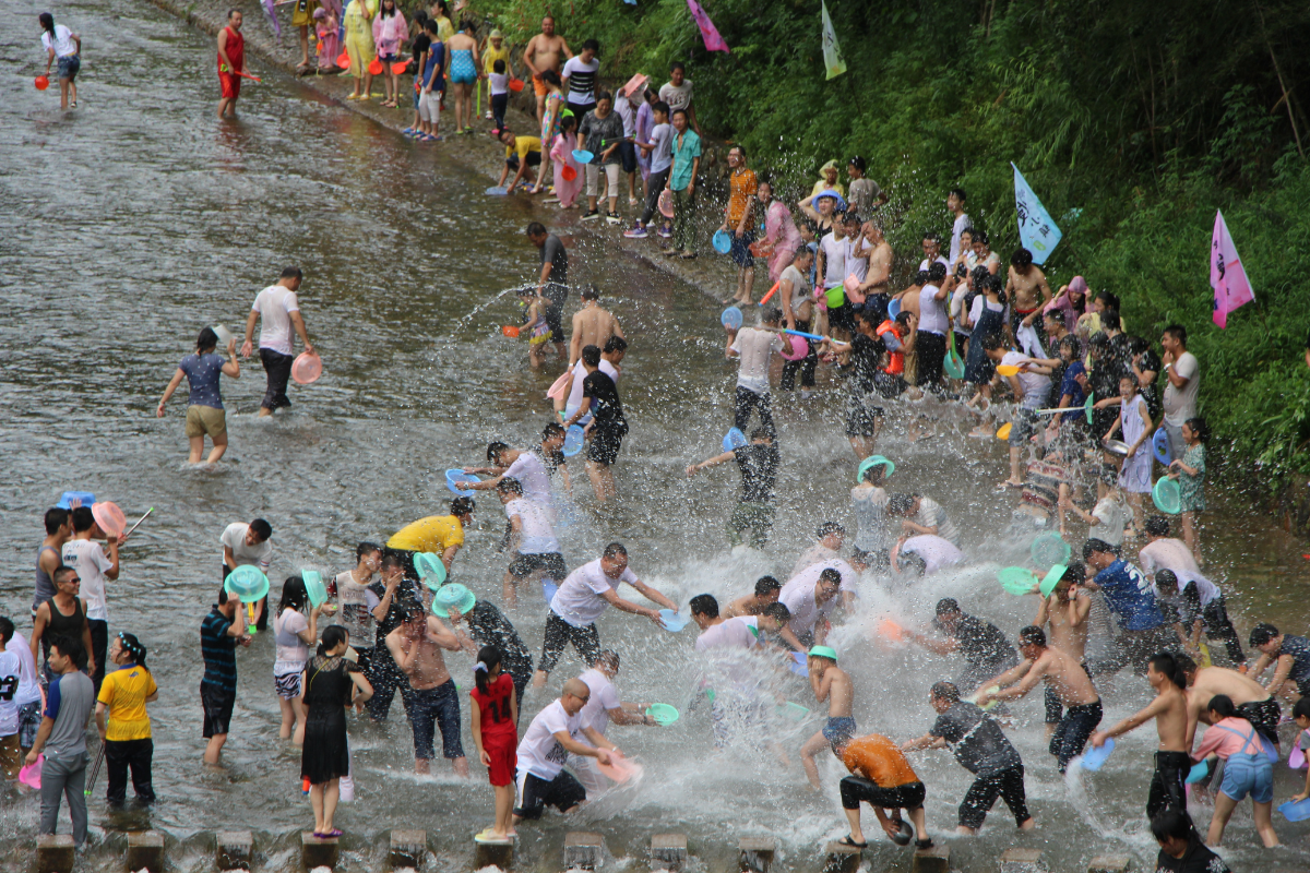 songkran bangkok