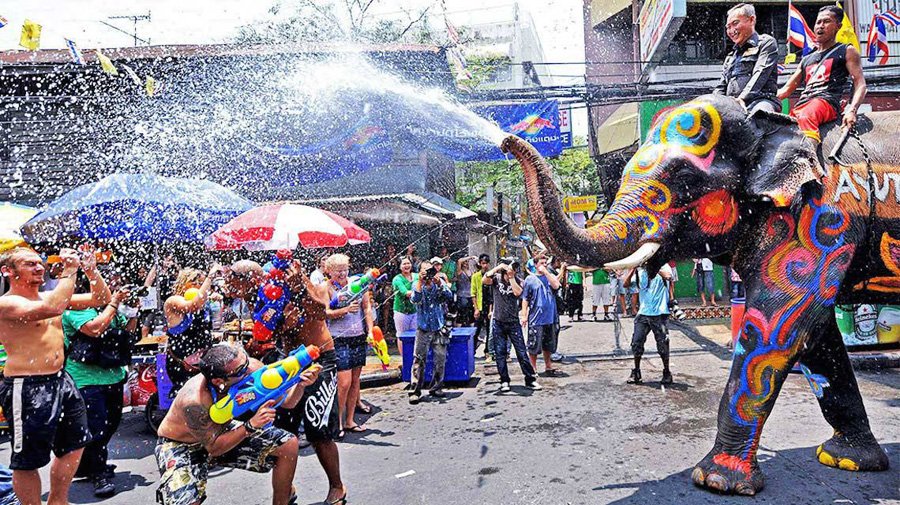 songkran in phuket